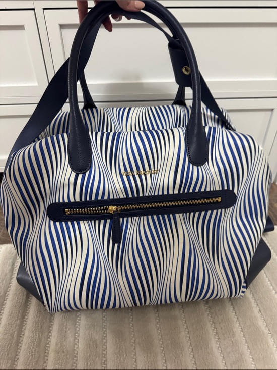Vera Bradley Handbags - Vera Bradley Navy and White Wave-Print Weekend Tote